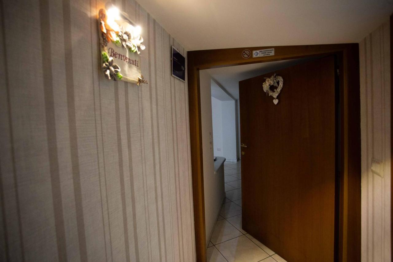 Apartamento House Da Mary Caserta Exterior foto